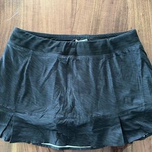 Cute black golf skirt skort large brand new with tags